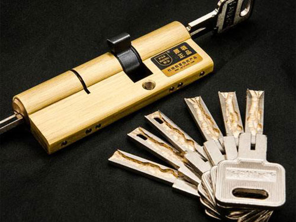 阜新24小时上门开锁公司